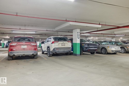 1513 13910 Stony Plain Road, Edmonton, AB - Indoor Photo Showing Garage