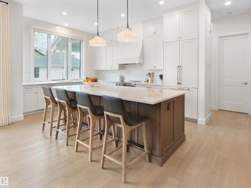 11234 73 Avenue, Edmonton, AB - Indoor