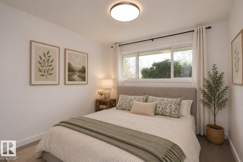 13312 137 Street, Edmonton, AB - Indoor Photo Showing Bedroom