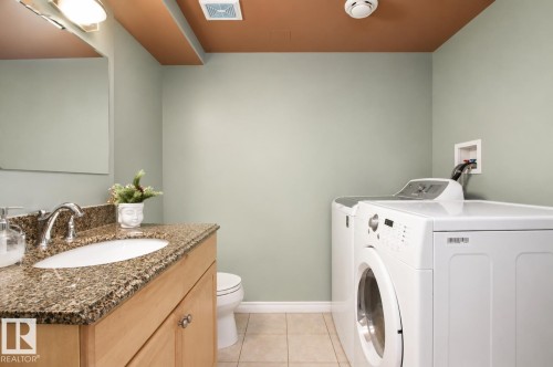 17311 90 Street, Edmonton, AB - Indoor Photo Showing Laundry Room