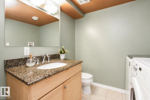 17311 90 Street, Edmonton, AB - Indoor Photo Showing Bathroom
