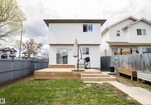17311 90 Street, Edmonton, AB - Outdoor