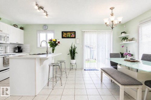 17311 90 Street, Edmonton, AB - Indoor