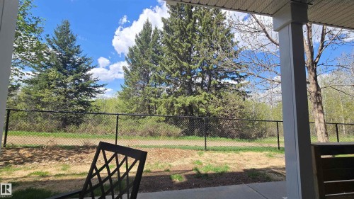 90 3010 33 Avenue, Edmonton, AB - Outdoor