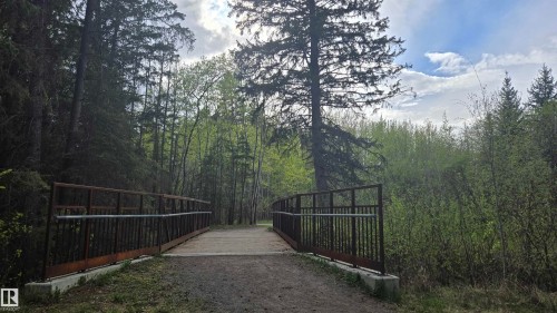 90 3010 33 Avenue, Edmonton, AB - Outdoor