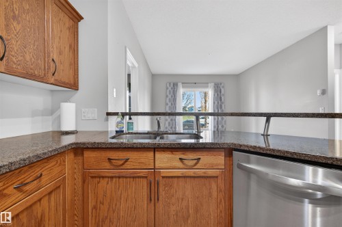 125 263 Macewan Road, Edmonton, AB - Indoor Photo Showing Kitchen With Double Sink