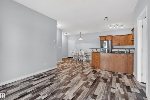 125 263 Macewan Road, Edmonton, AB - Indoor