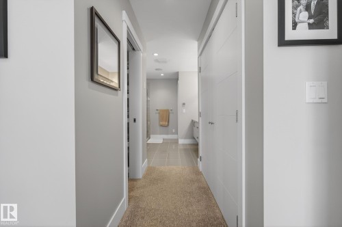 9648 83 Avenue, Edmonton, AB - Indoor Photo Showing Other Room