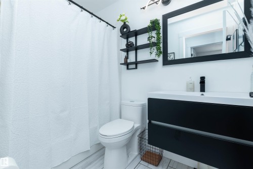 4012 53 Street, Beaumont, AB - Indoor Photo Showing Bathroom