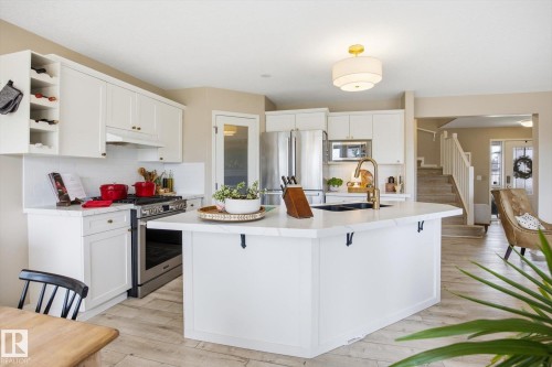 33 Grayridge Crescent, Stony Plain, AB - Indoor Photo Showing Kitchen