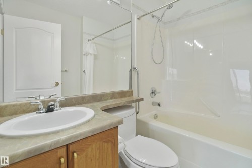 506 8315 83 Street, Edmonton, AB - Indoor Photo Showing Bathroom