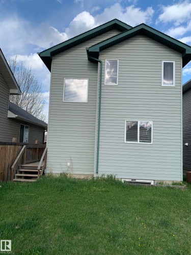 383 Silverberry Road, Edmonton, AB - Outdoor With Exterior