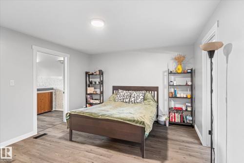 67 Arlington Drive, St. Albert, AB - Indoor Photo Showing Bedroom