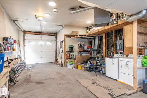 67 Arlington Drive, St. Albert, AB - Indoor Photo Showing Garage