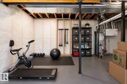 5323 Lark Landing Landing, Edmonton, AB - Indoor Photo Showing Gym Room