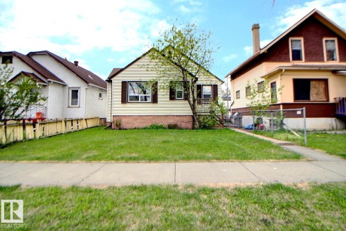11626 87 Street  Edmonton, AB T5B 3M5