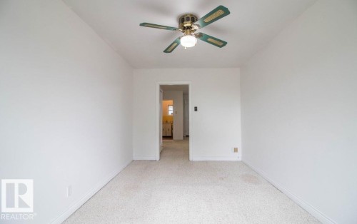 10328 42 Street, Edmonton, AB - Indoor Photo Showing Other Room