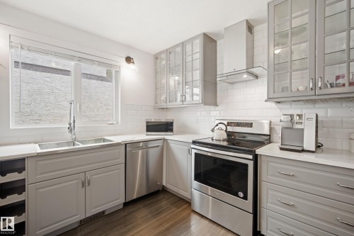 4326 37 Street, Edmonton, AB - Indoor Photo Showing Kitchen With Stainless Steel Kitchen With Double Sink