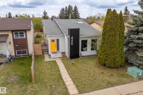 4326 37 Street, Edmonton, AB - Outdoor