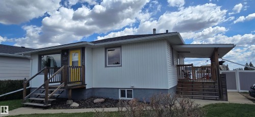 5301 45 Street  Vegreville, AB T9C 1V8