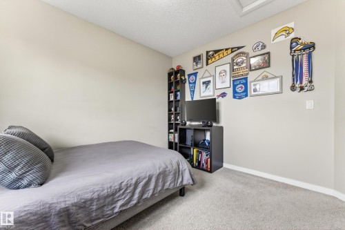 1243 Mcconachie Boulevard, Edmonton, AB - Indoor Photo Showing Bedroom