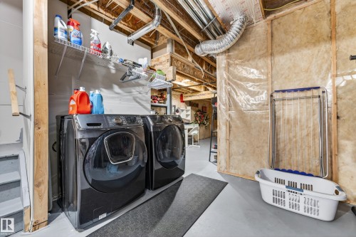 1243 Mcconachie Boulevard, Edmonton, AB - Indoor Photo Showing Laundry Room