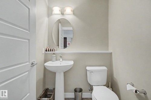 4207 Prowse Way, Edmonton, AB - Indoor Photo Showing Bathroom