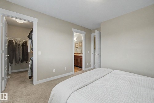 4207 Prowse Way, Edmonton, AB - Indoor Photo Showing Bedroom