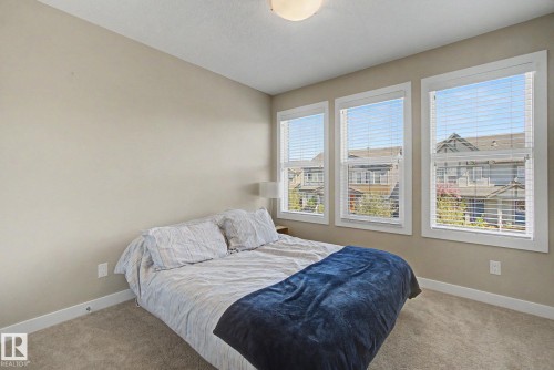 4207 Prowse Way, Edmonton, AB - Indoor Photo Showing Bedroom