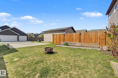 4207 Prowse Way, Edmonton, AB - Outdoor