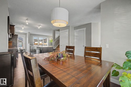 4207 Prowse Way, Edmonton, AB - Indoor Photo Showing Dining Room