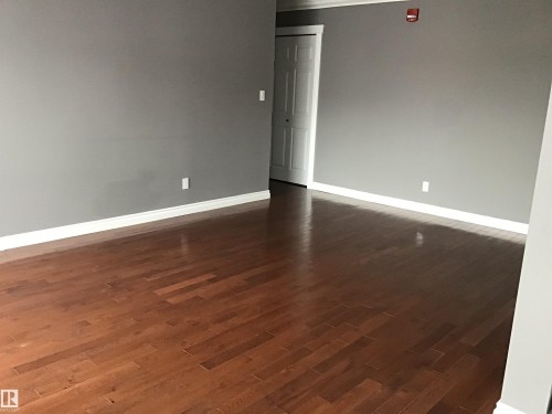 402 10625 83 Avenue, Edmonton, AB - Indoor Photo Showing Other Room