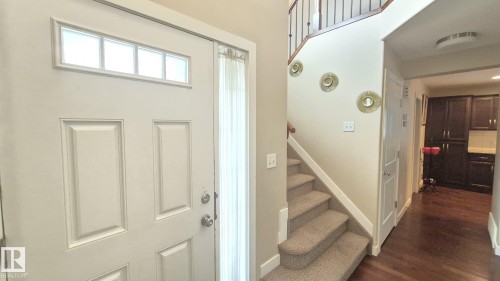 2044 33B Street Nw, Edmonton, AB - Indoor Photo Showing Other Room
