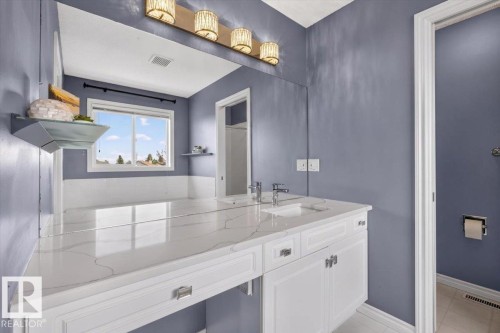 1358 118A Street, Edmonton, AB - Indoor Photo Showing Bathroom