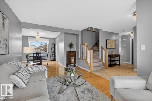 1358 118A Street, Edmonton, AB - Indoor Photo Showing Living Room