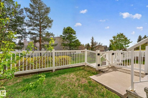 6 14621 121 Street, Edmonton, AB - Outdoor