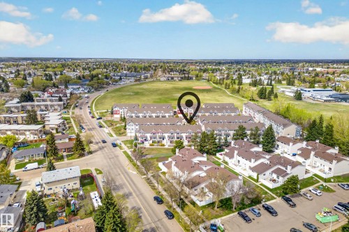 6 14621 121 Street, Edmonton, AB - Outdoor With View