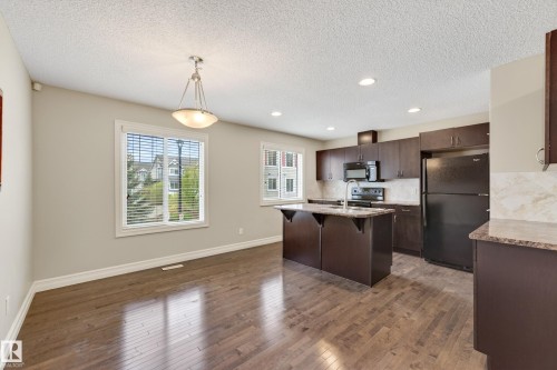 6 14621 121 Street, Edmonton, AB - Indoor Photo Showing Kitchen
