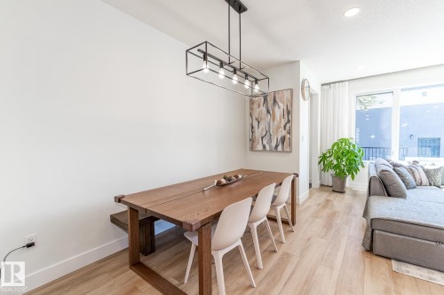 11445 79 Avenue, Edmonton, AB - Indoor