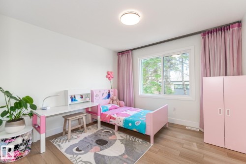11445 79 Avenue, Edmonton, AB - Indoor Photo Showing Bedroom