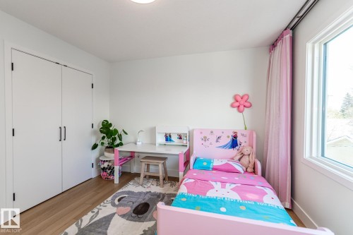 11445 79 Avenue, Edmonton, AB - Indoor Photo Showing Bedroom