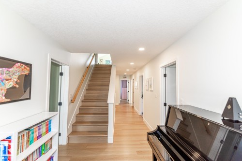 11445 79 Avenue, Edmonton, AB - Indoor Photo Showing Other Room