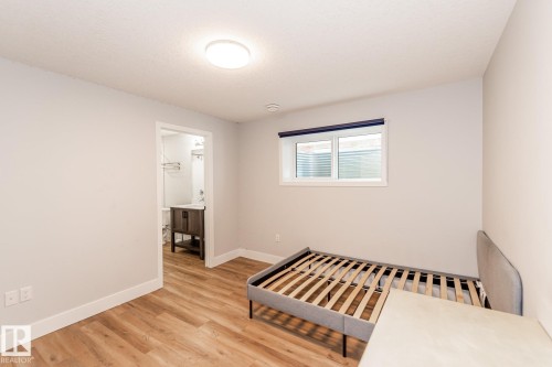 11445 79 Avenue, Edmonton, AB - Indoor Photo Showing Bedroom