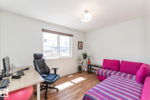 11445 79 Avenue, Edmonton, AB - Indoor Photo Showing Office