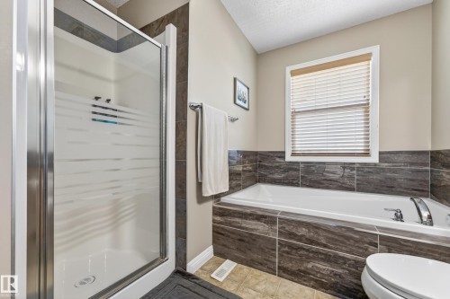 1907 120 Street, Edmonton, AB - Indoor Photo Showing Bathroom