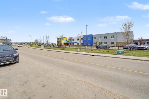 385 Orchards Boulevard, Edmonton, AB - Outdoor