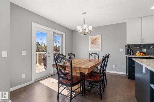 110 Aspenglen Drive, Spruce Grove, AB - Indoor Photo Showing Dining Room