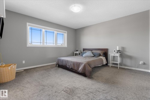 110 Aspenglen Drive, Spruce Grove, AB - Indoor Photo Showing Bedroom