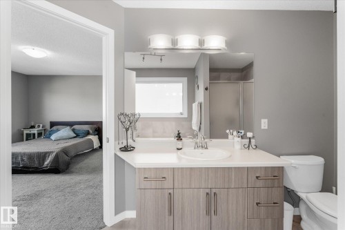 110 Aspenglen Drive, Spruce Grove, AB - Indoor Photo Showing Bathroom