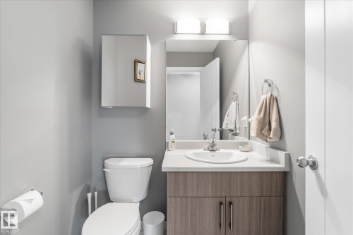110 Aspenglen Drive, Spruce Grove, AB - Indoor Photo Showing Bathroom